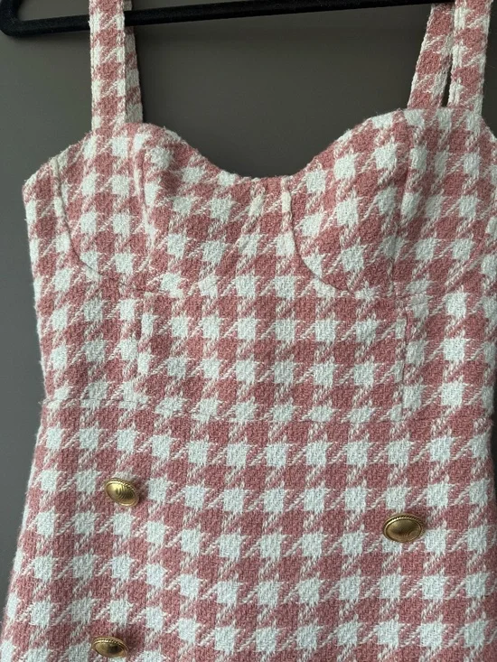 Pink Tweed Mini Dress Women’s Size S Gold Button Houndstooth (black/white avail) - Picture 4 of 13